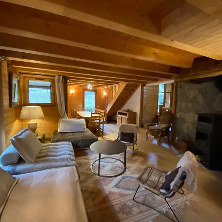 Confort Au Pied Des Pistes, 10 Personnes, 5 - Ch12 Chalet